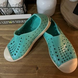 Native Kids size 12 ☀️